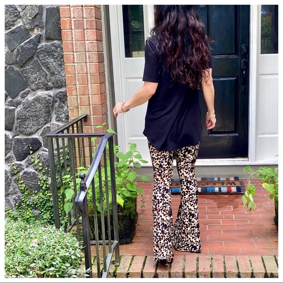 BLACK V NECK LEOPARD POCKET TUNIC TOP - Picture 5 of 14